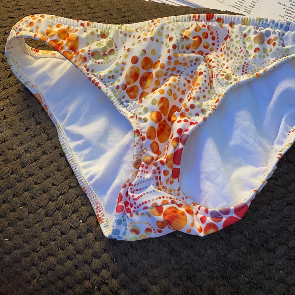 FINAL MARKDOWN Island soul swimsuit bottom medium
